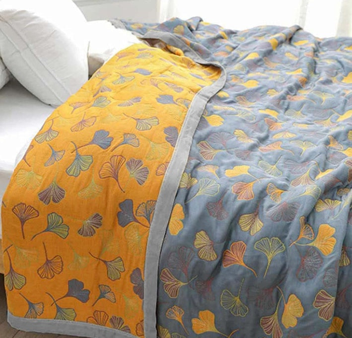 Cotton Throw Blanket with Ginkgo Leaf Pattern
