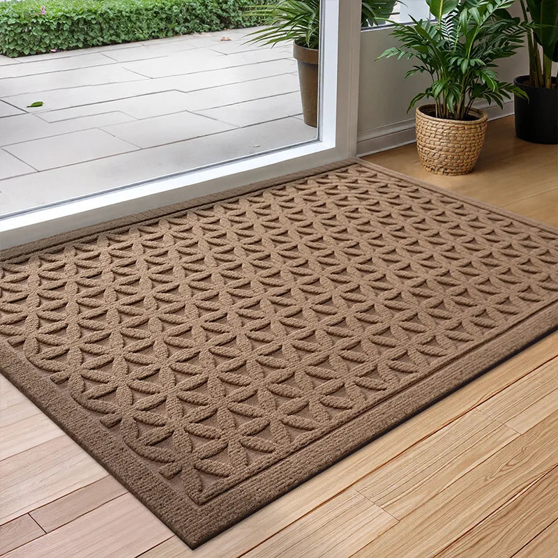 Geometric Non Slip Doormat with Absorbent Design