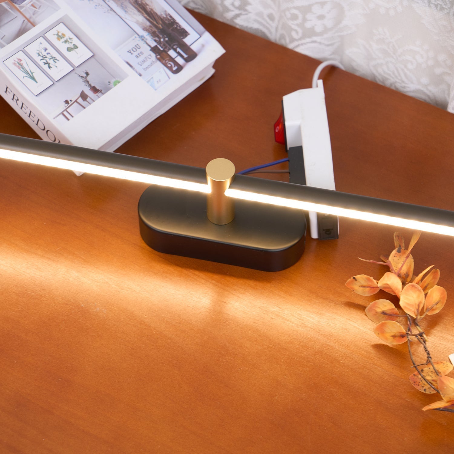 Linear LED Wall Light with Minimalist Design