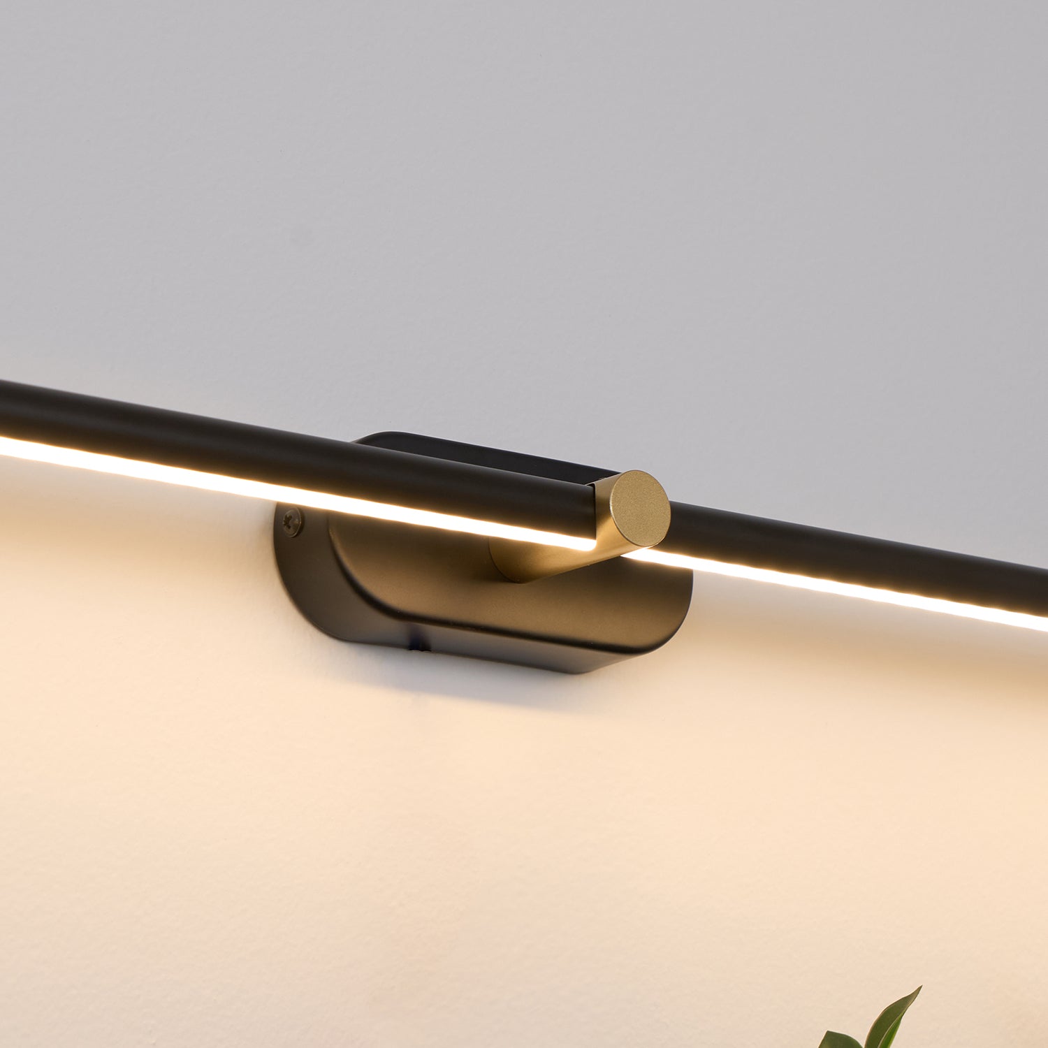 Linear LED Wall Light with Minimalist Design