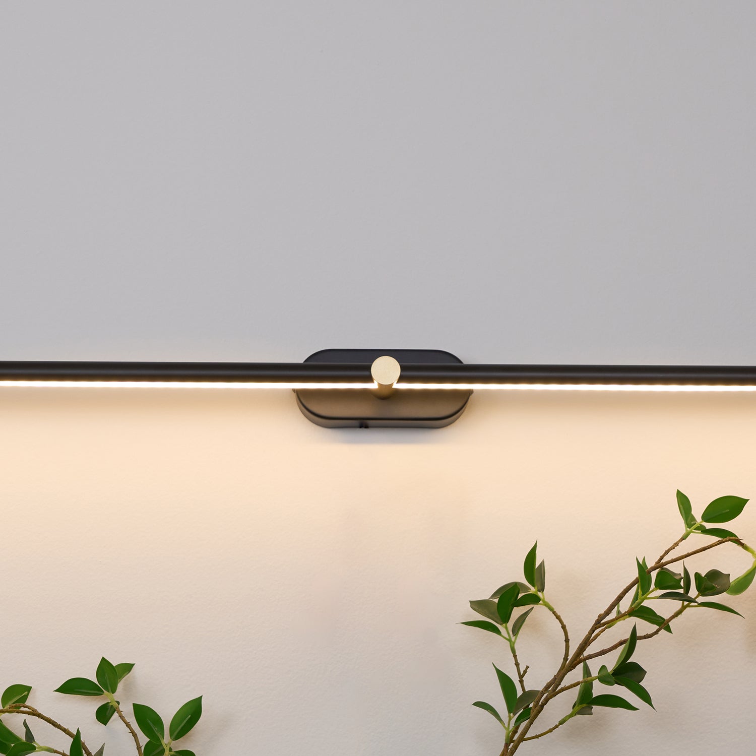 Linear LED Wall Light with Minimalist Design