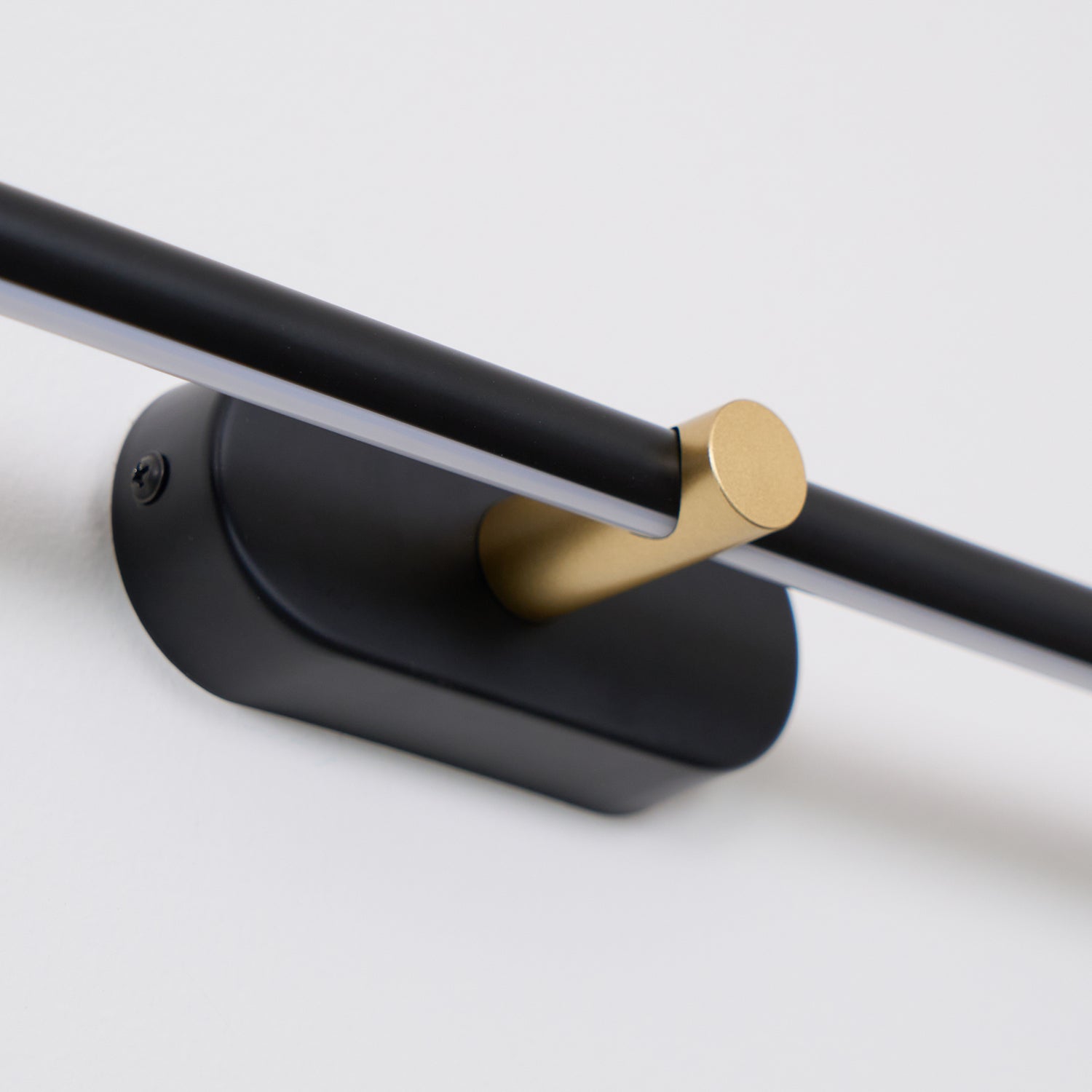 Linear LED Wall Light with Minimalist Design