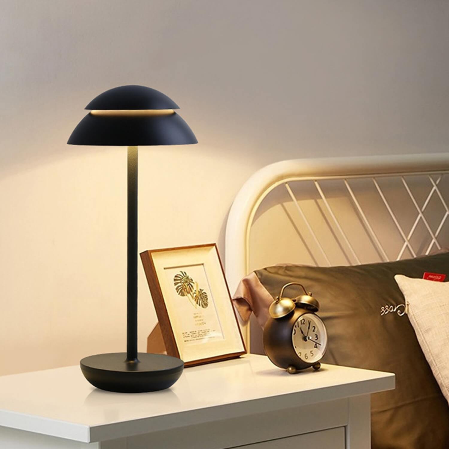 Minimalist Mushroom Wireless Table Lamp