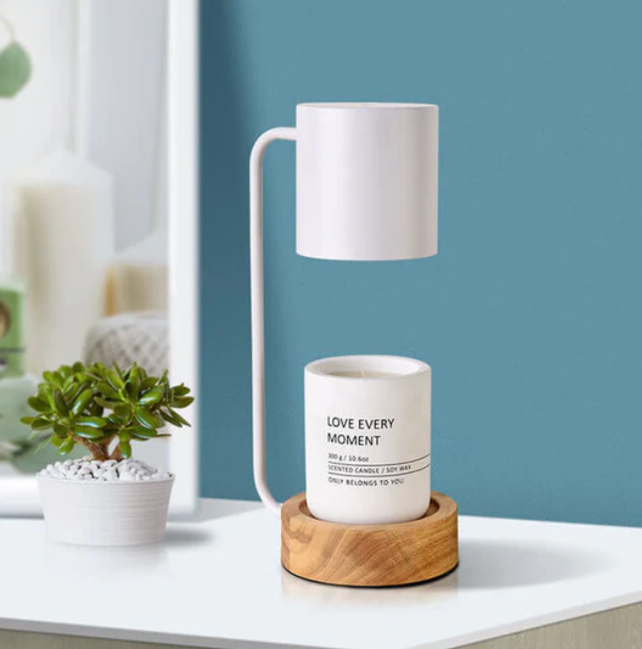 Modern Candle Warmer Lamp with Wooden Base
