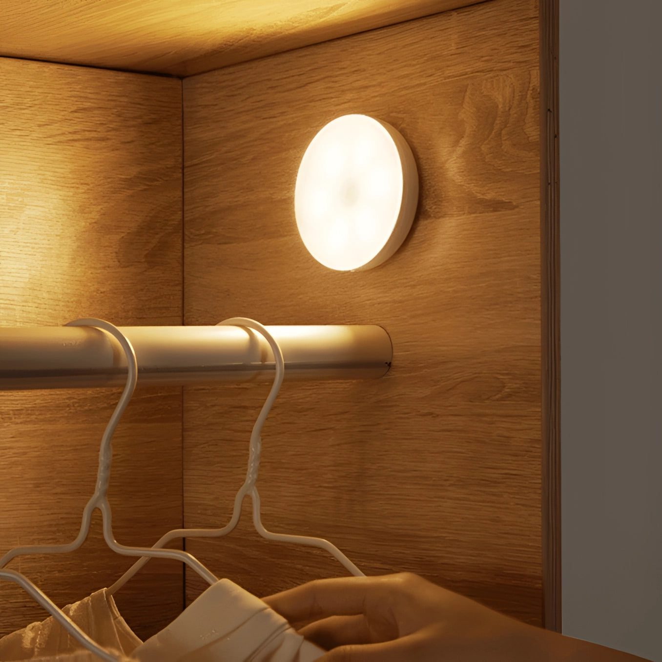 Motion Sensor Night Light with Soft LED Glow Design