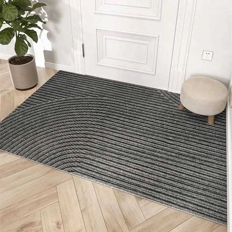 Non-Slip Door Mat With Heavy-Duty Dirt Trapping Design