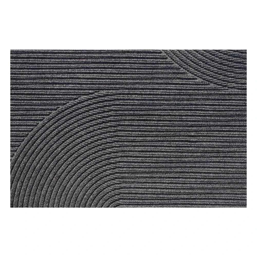 Non-Slip Door Mat With Heavy-Duty Dirt Trapping Design