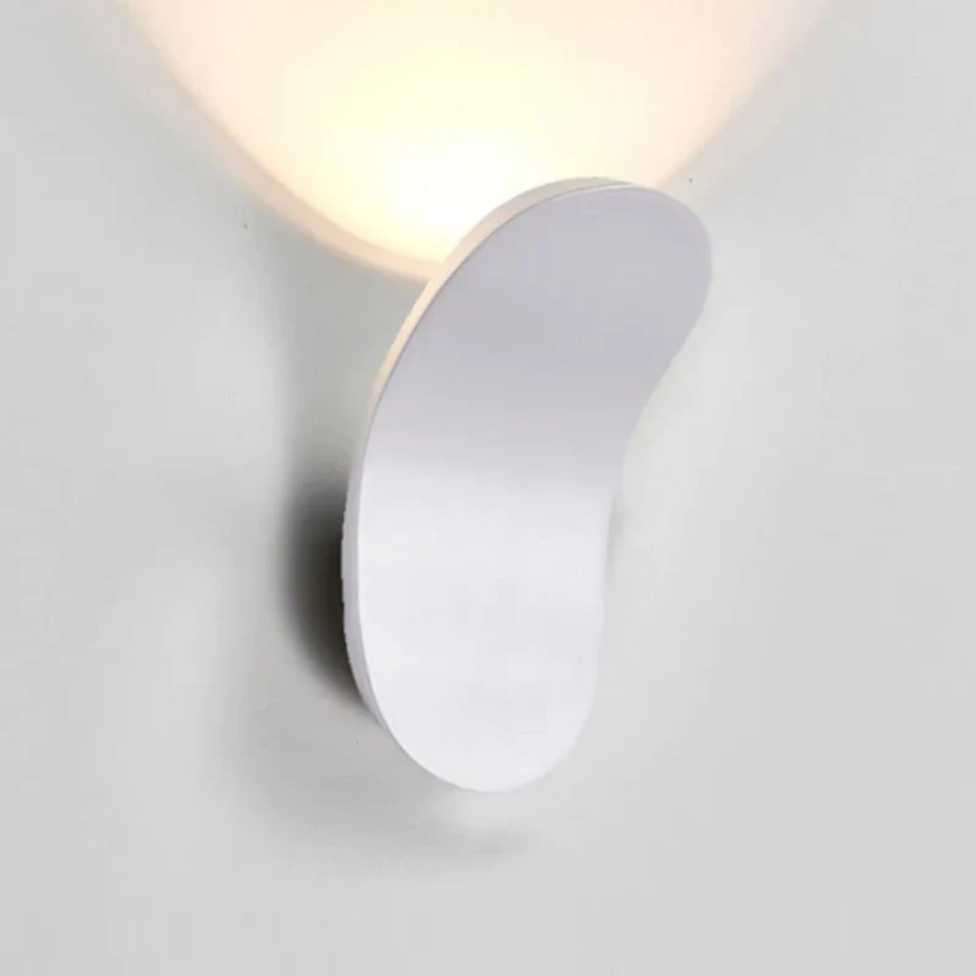 Nordic Curved Metal Wall Sconce with Scandinavian Sculptural Design