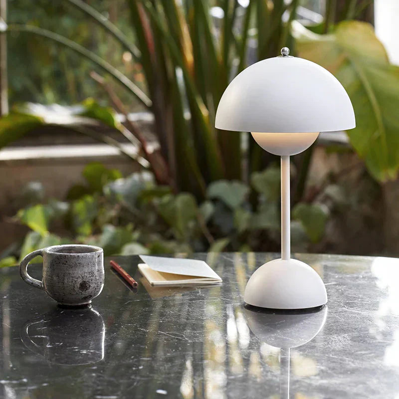 Retro Mushroom Table Lamp with Warm LED Glow