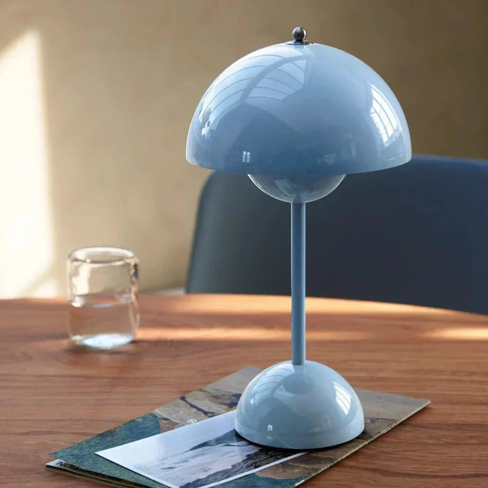 Retro Mushroom Table Lamp with Warm LED Glow