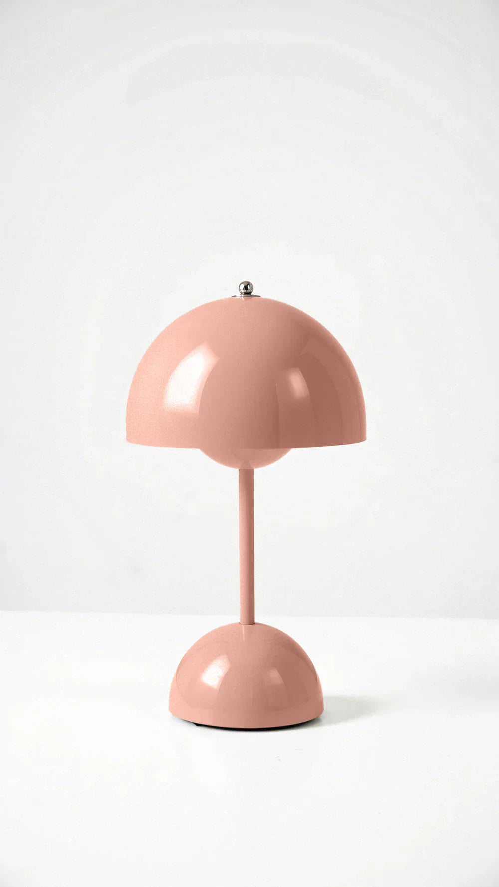 Wireless Modern Table Lamp with Touch Control for Ambient Lighting