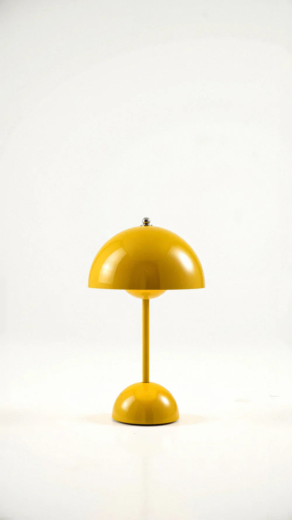 Wireless Modern Table Lamp with Touch Control for Ambient Lighting