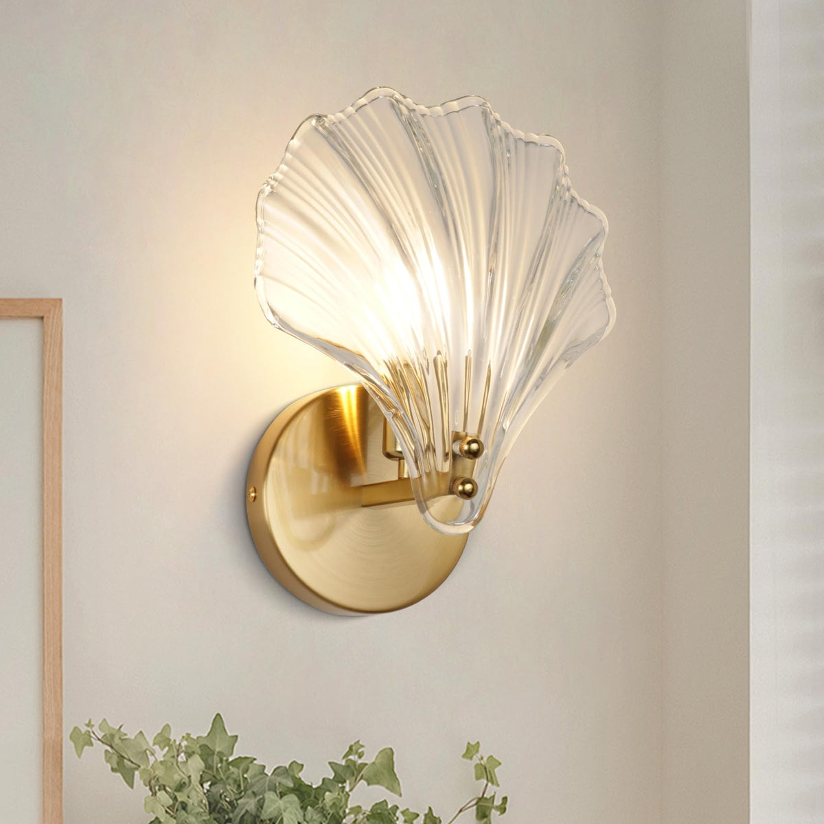 Brass Glass Seashell Wall Sconce with LED