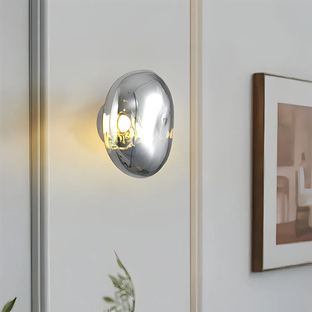 Gold Lava Wall Light with Sculptural Glow Design