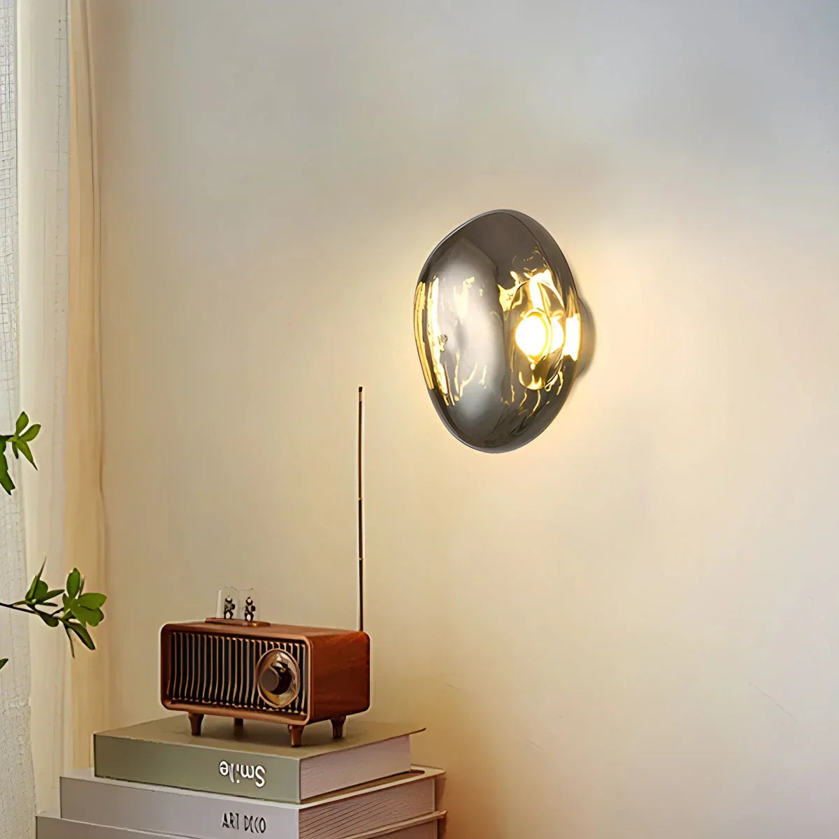 Gold Lava Wall Light with Sculptural Glow Design
