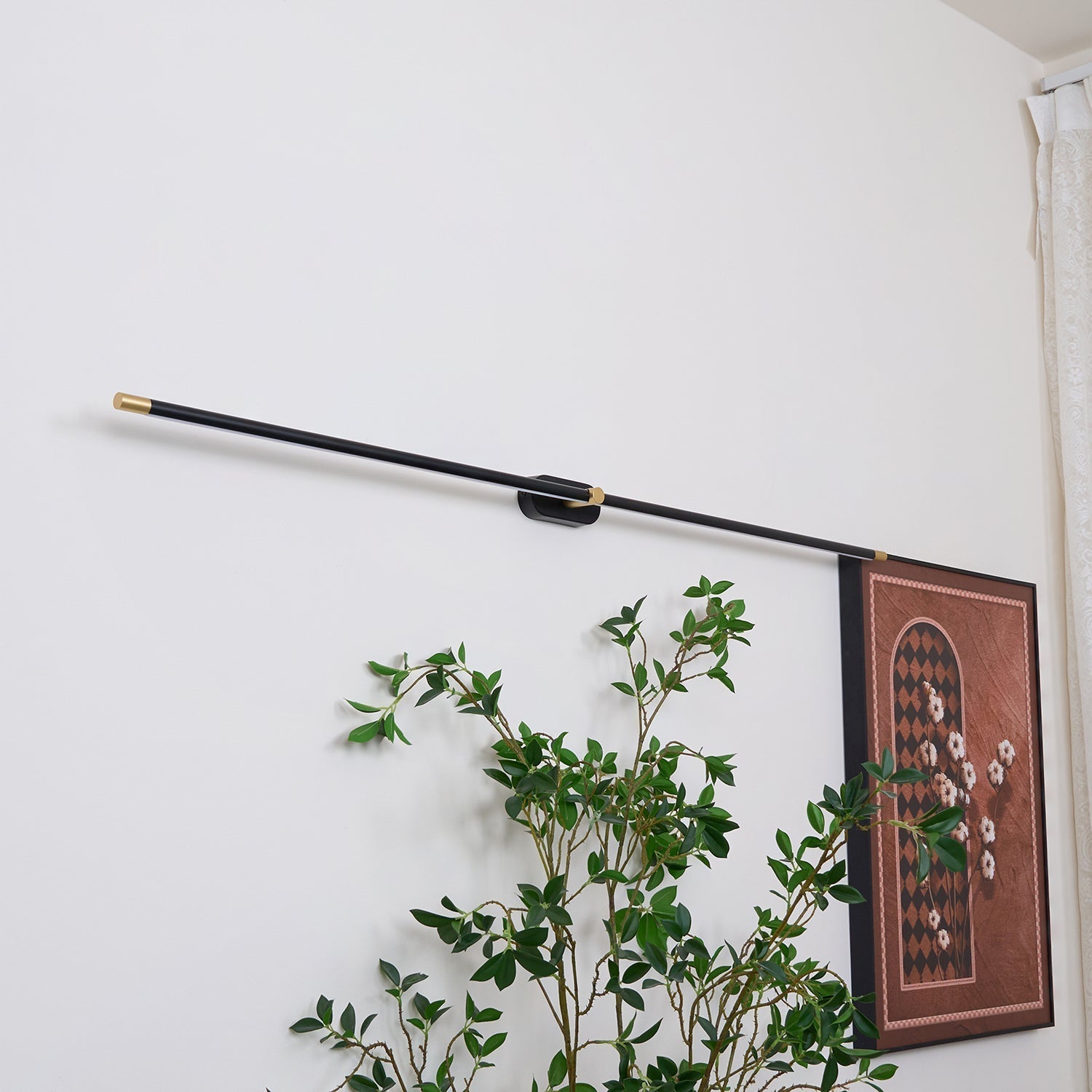 Linear LED Wall Light with Minimalist Design