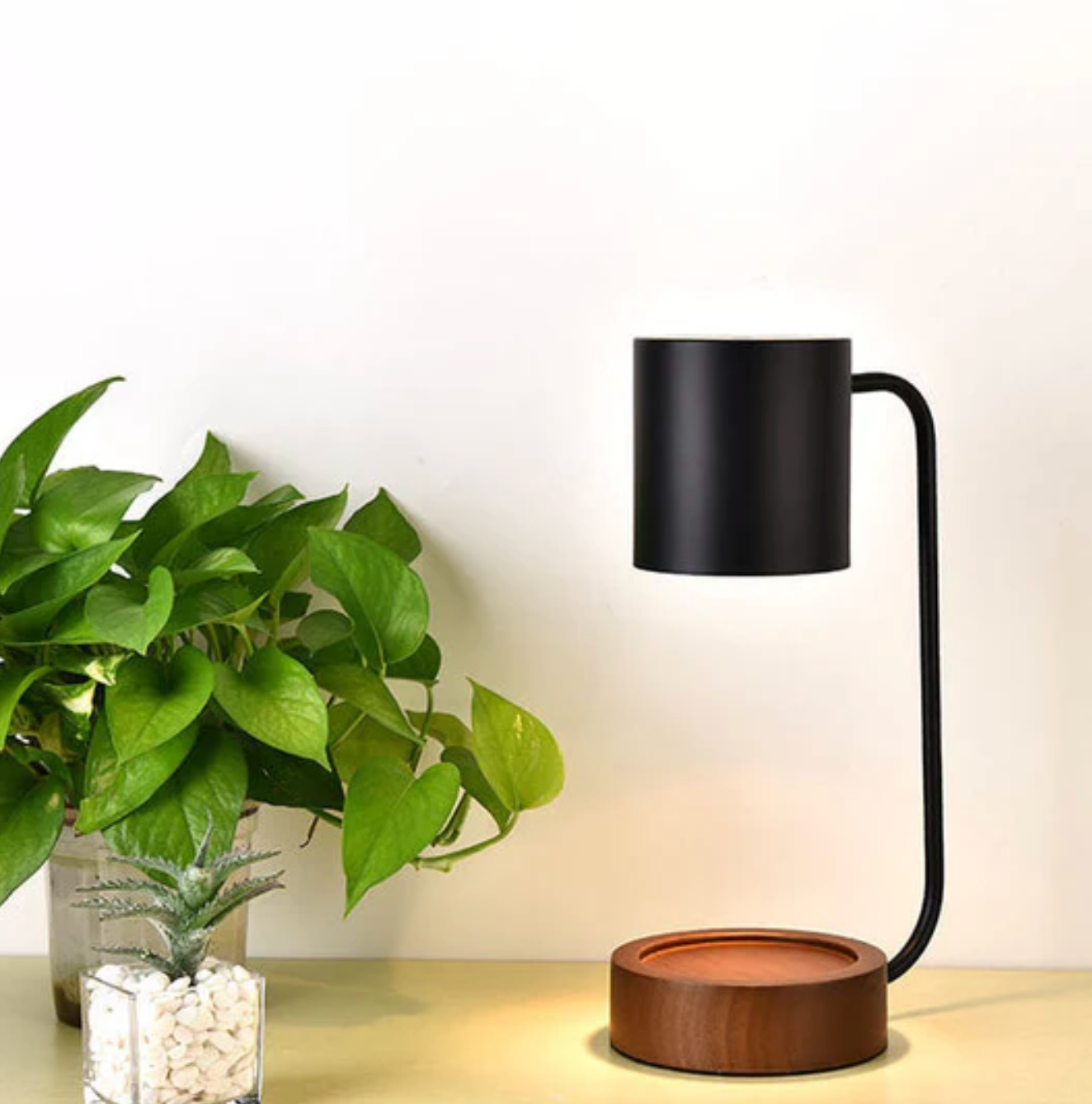 Modern Candle Warmer Lamp with Wooden Base