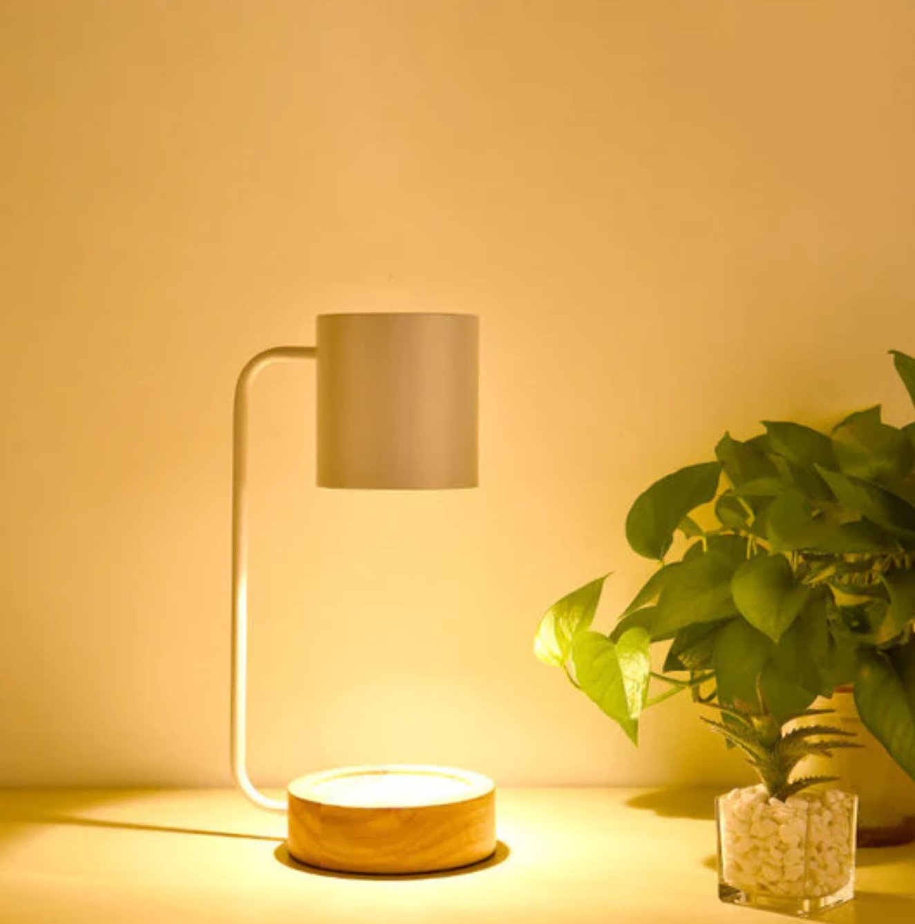 Modern Candle Warmer Lamp with Wooden Base
