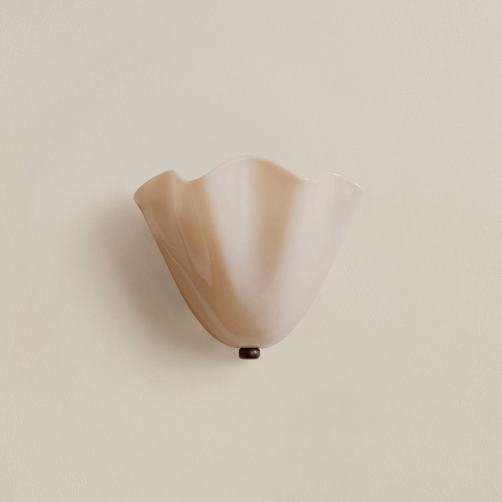 Retro Glass Wall Light with Shell Shade Design