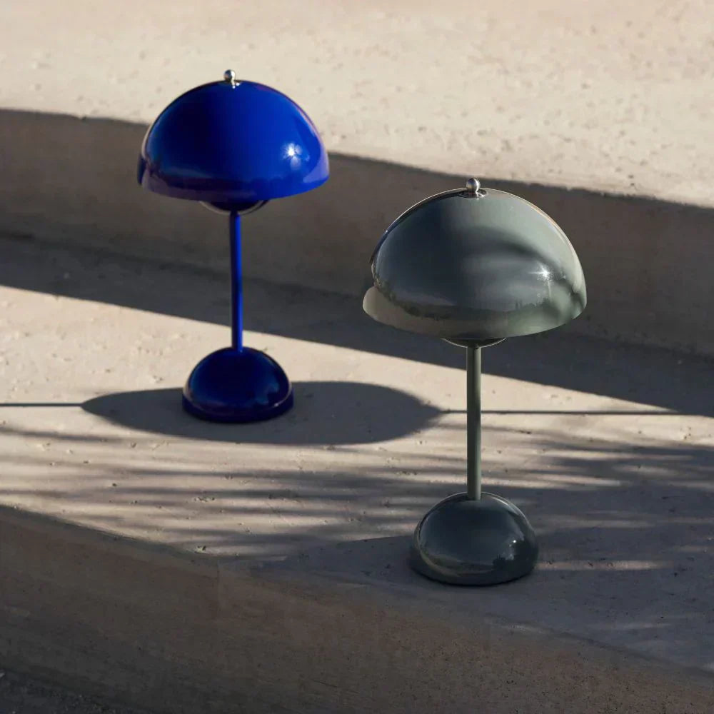 Retro Mushroom Table Lamp with Warm LED Glow