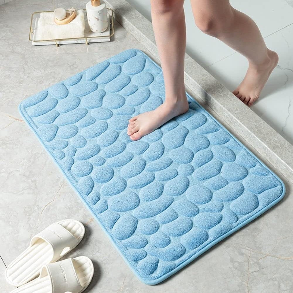 Soft Shower Mats with Pebble Texture Design