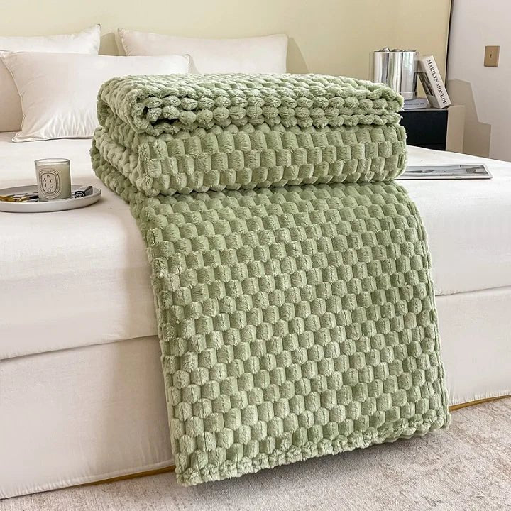 Velvet Blanket with Soft Textured Plush Design